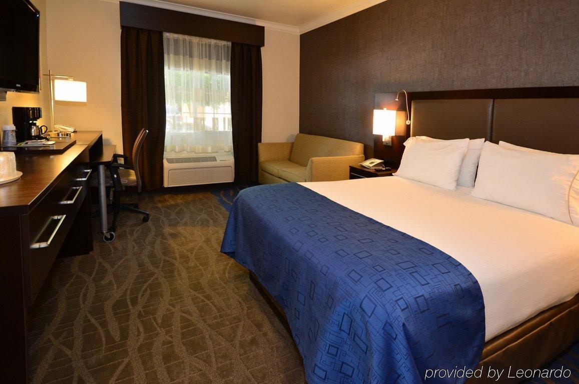 Holiday Inn Express & Suites Santa Clara By Ihg Quarto foto